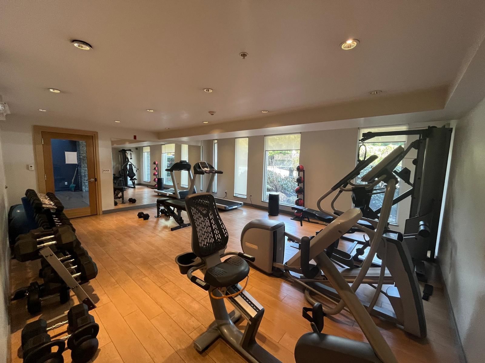 Listing Image 20