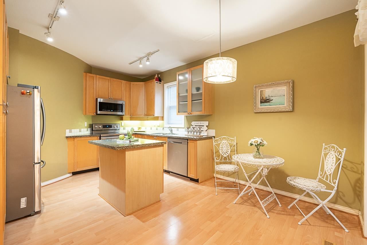 Listing Image 15