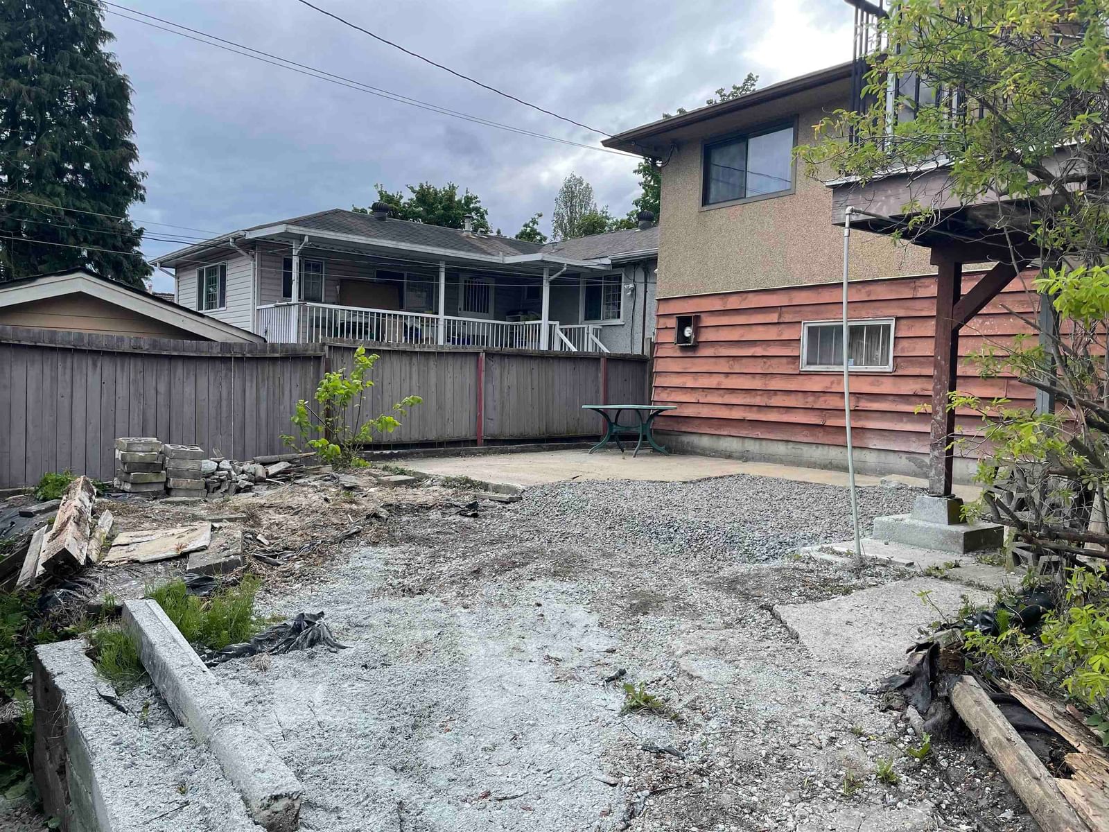 Listing Image 6