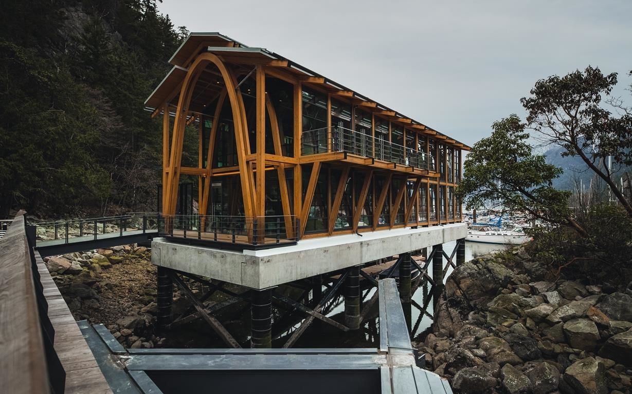 Listing Image 12