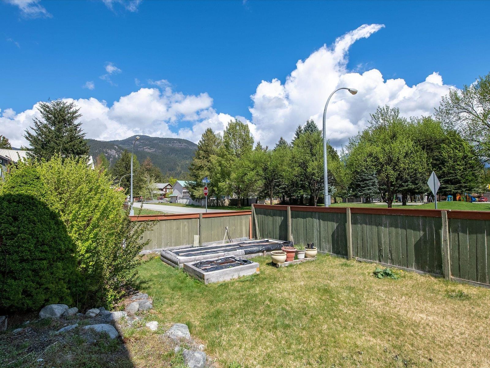 Listing Image 28