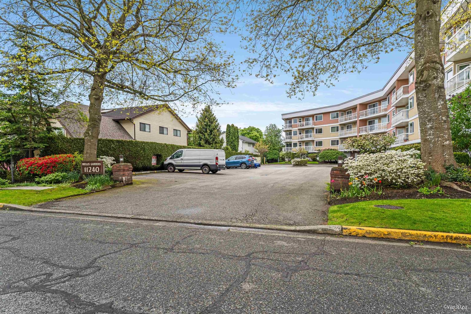 Listing Image 32