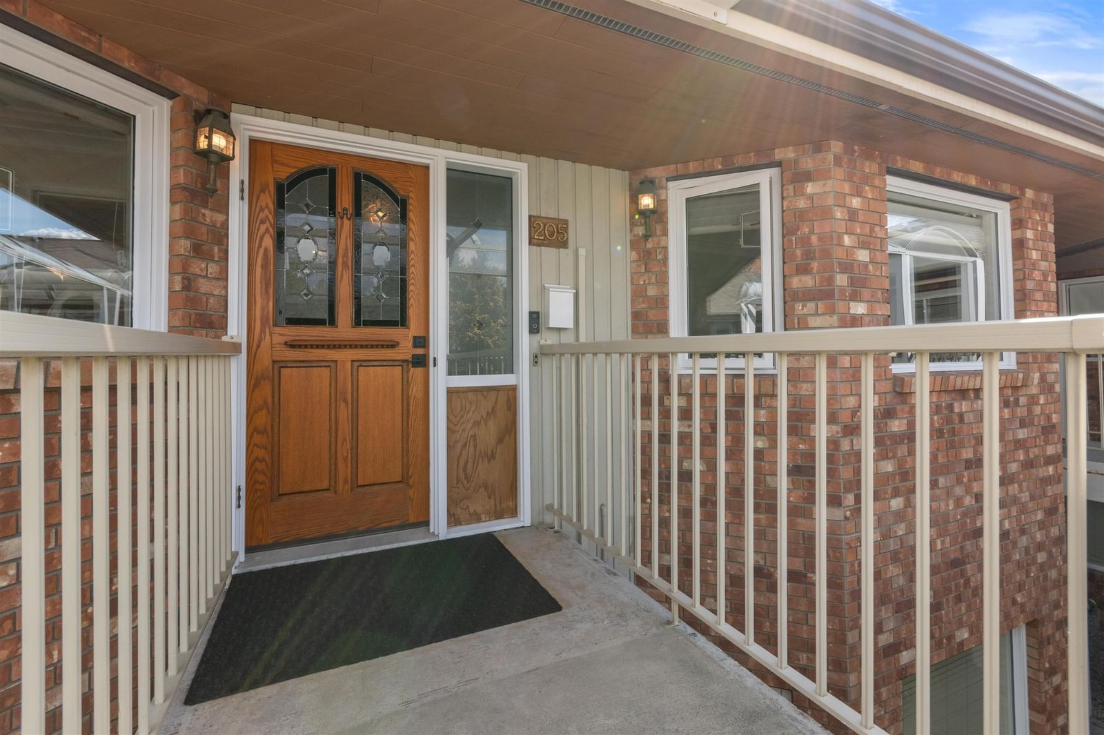 Listing Image 8