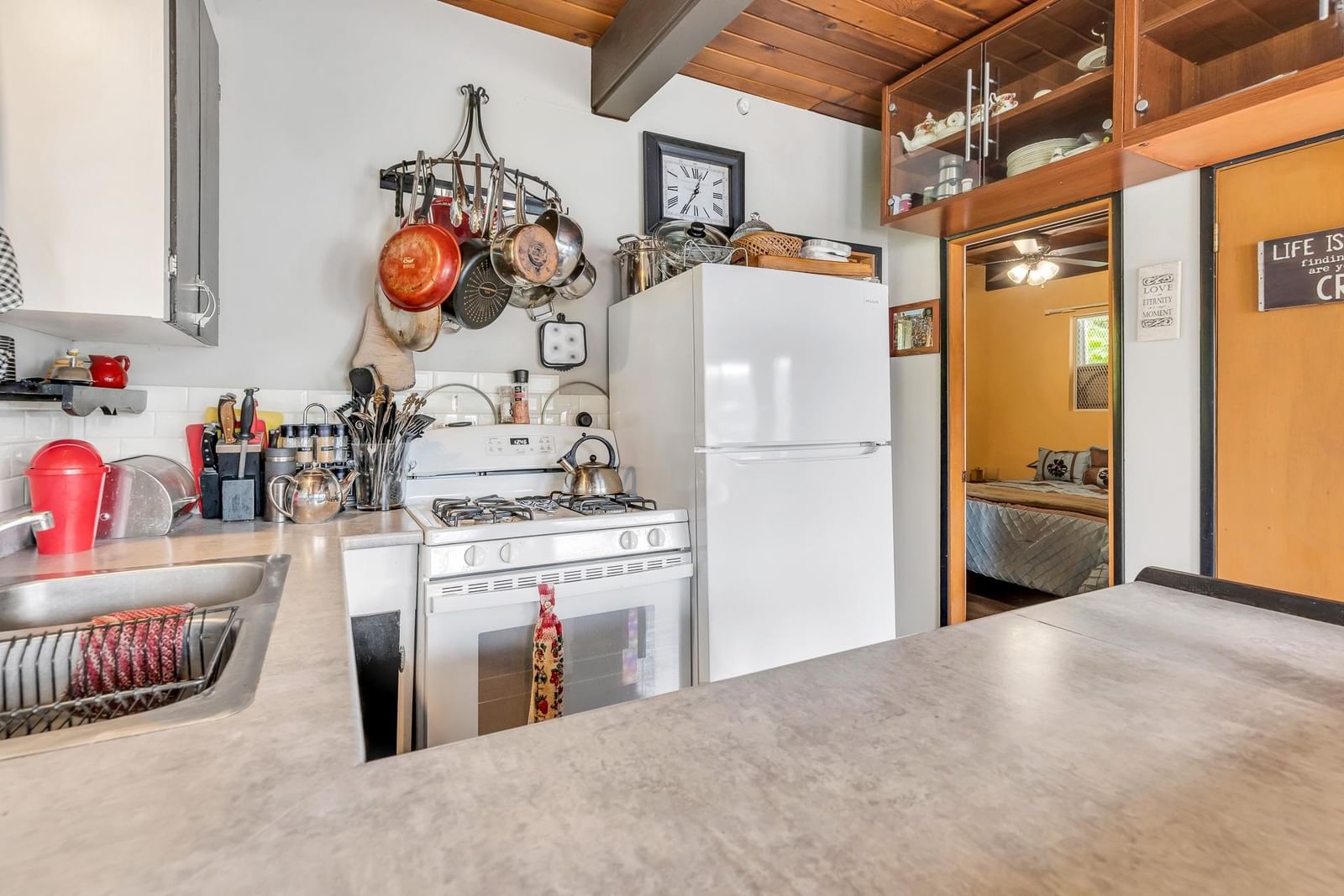 Listing Image 21