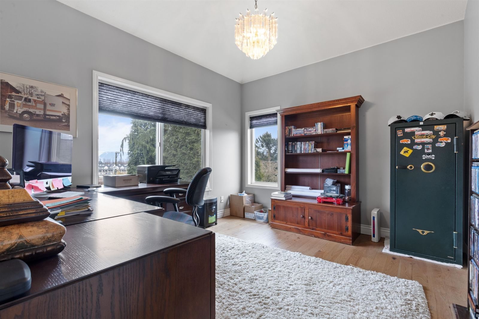 Listing Image 9