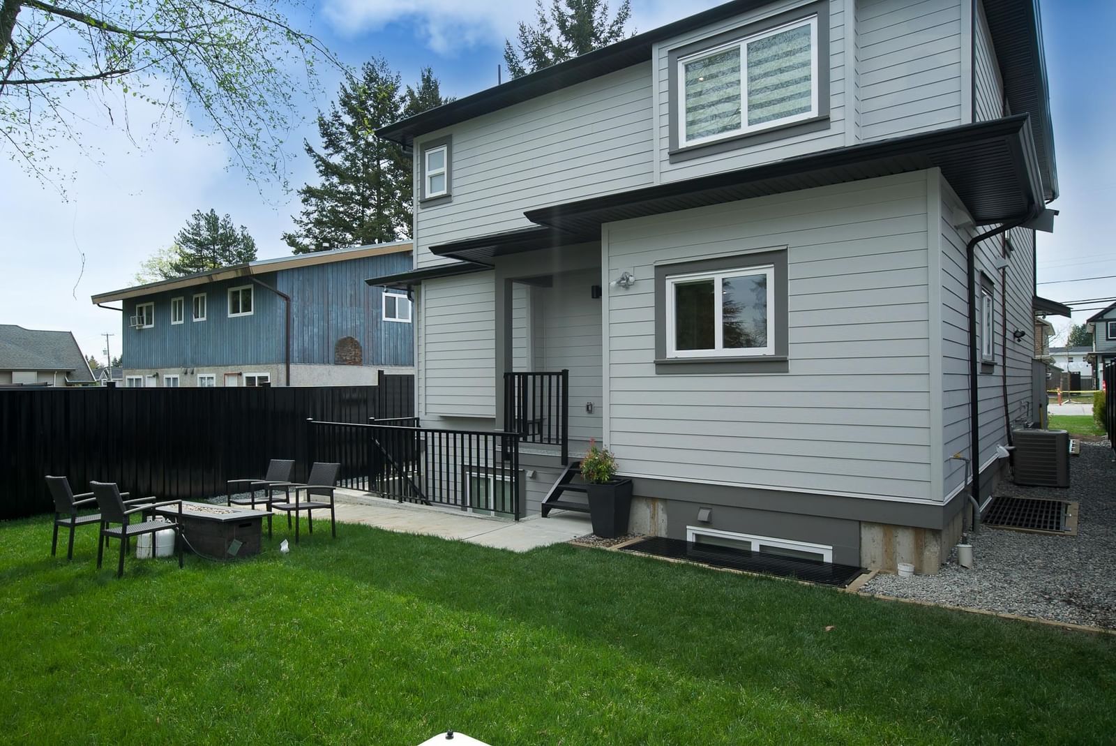 Listing Image 29