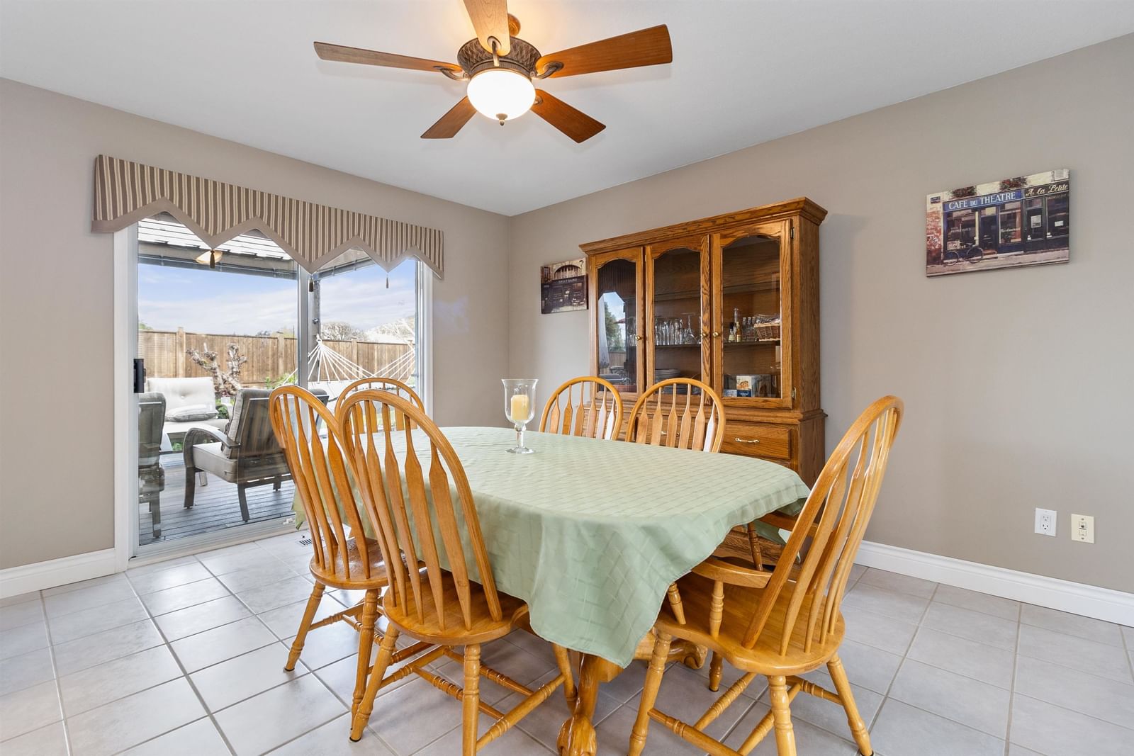 Listing Image 19