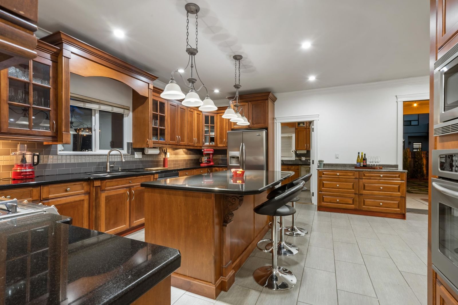 Listing Image 11