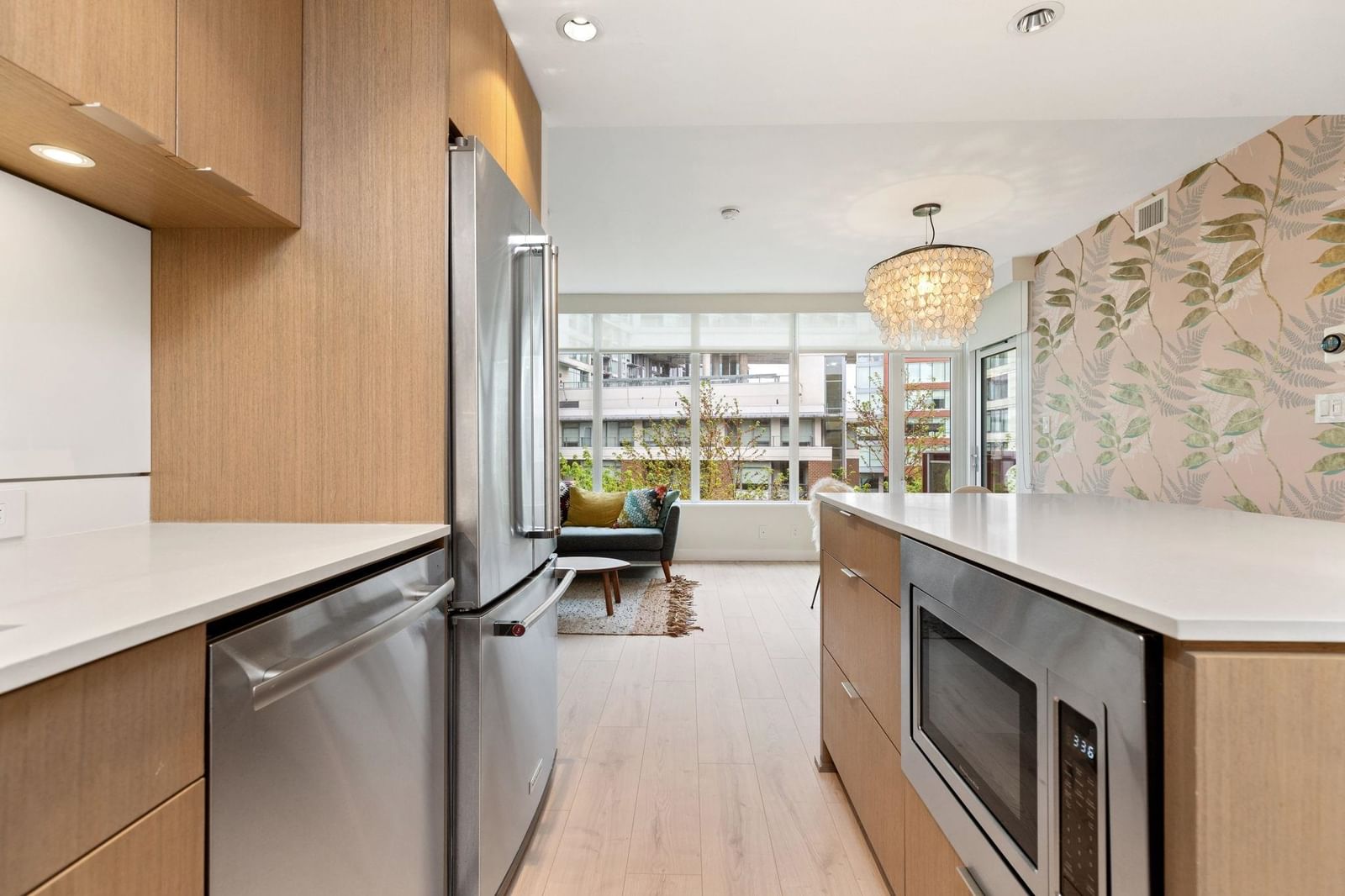 Listing Image 19