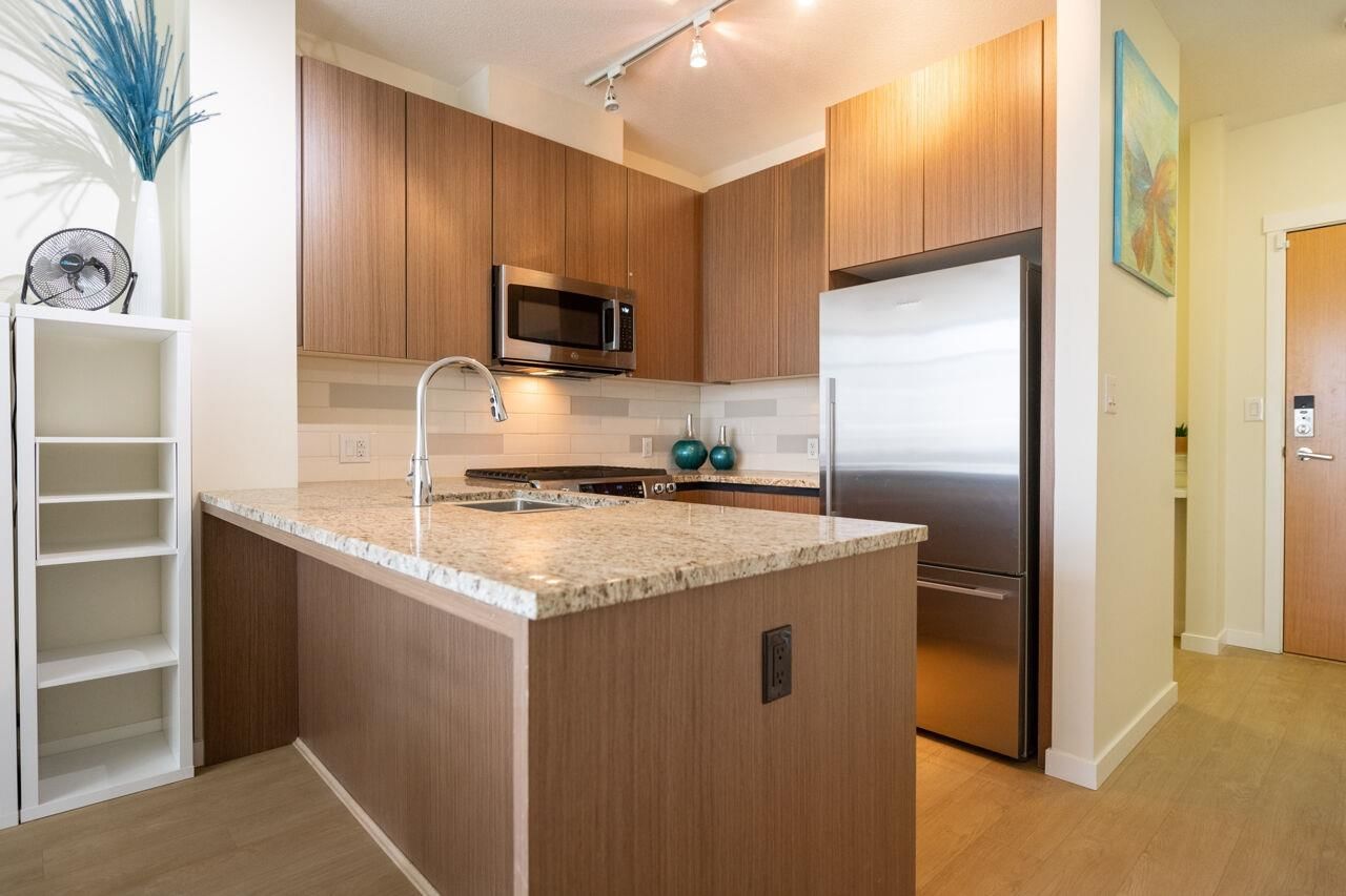Listing Image 13