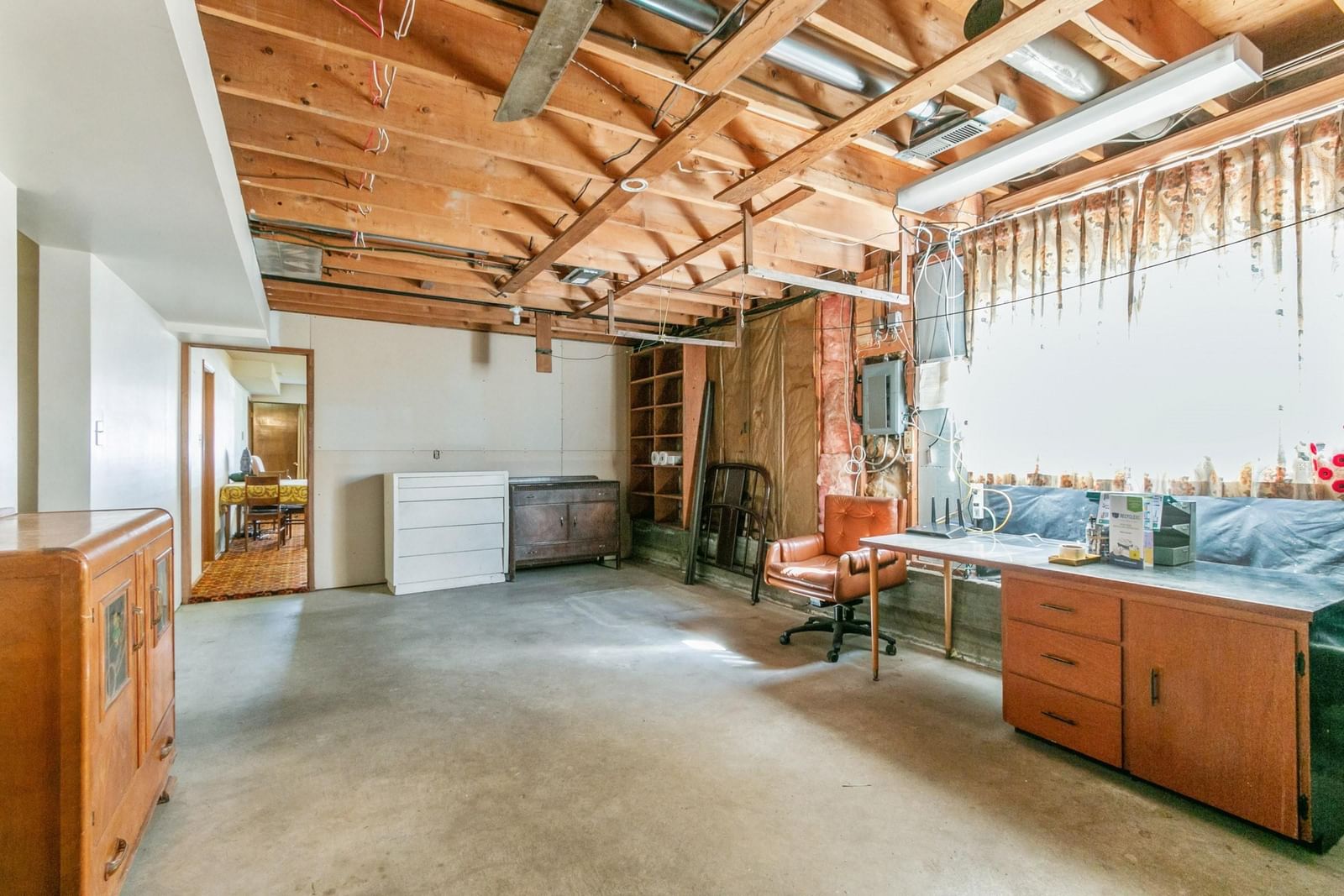 Listing Image 23