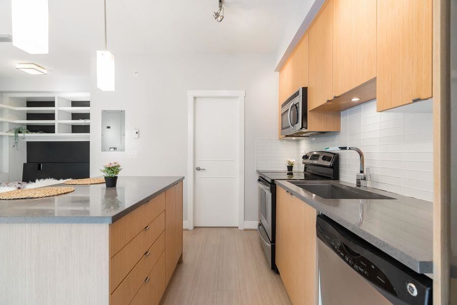 Listing Image 15