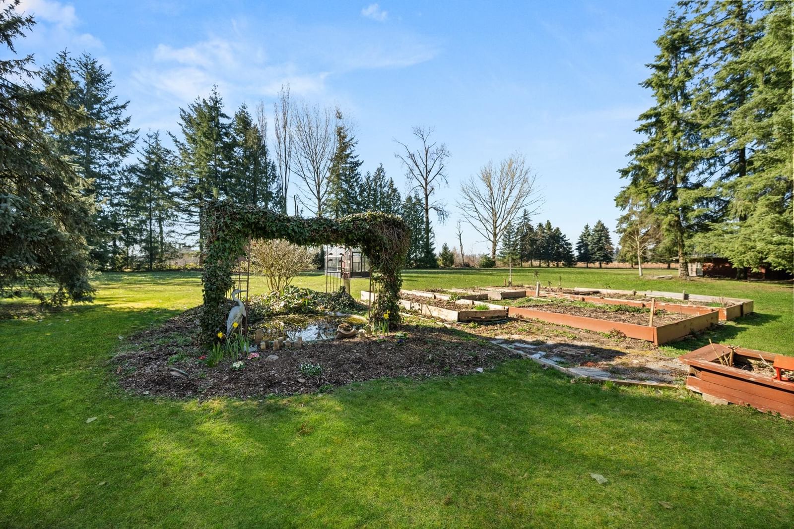 Listing Image 40