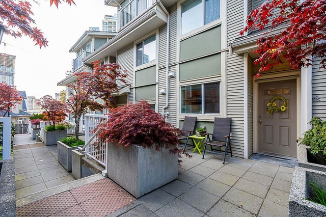 12 - 621 Langside Avenue