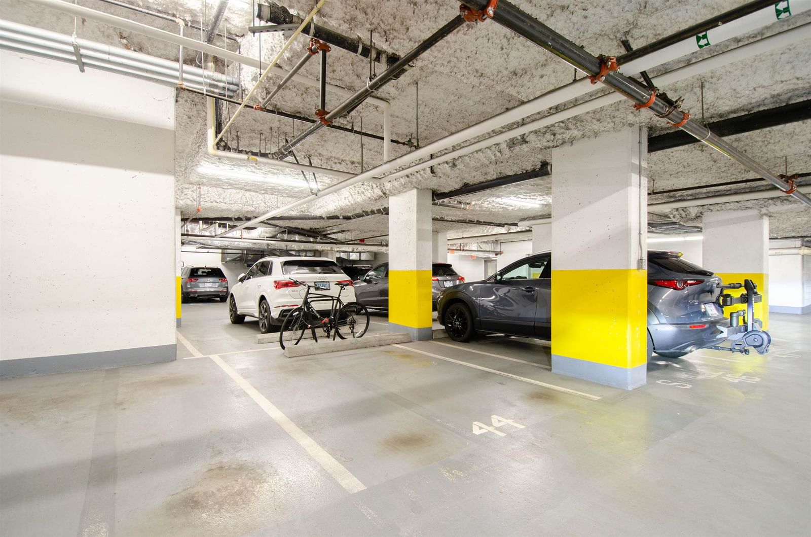 Listing Image 40