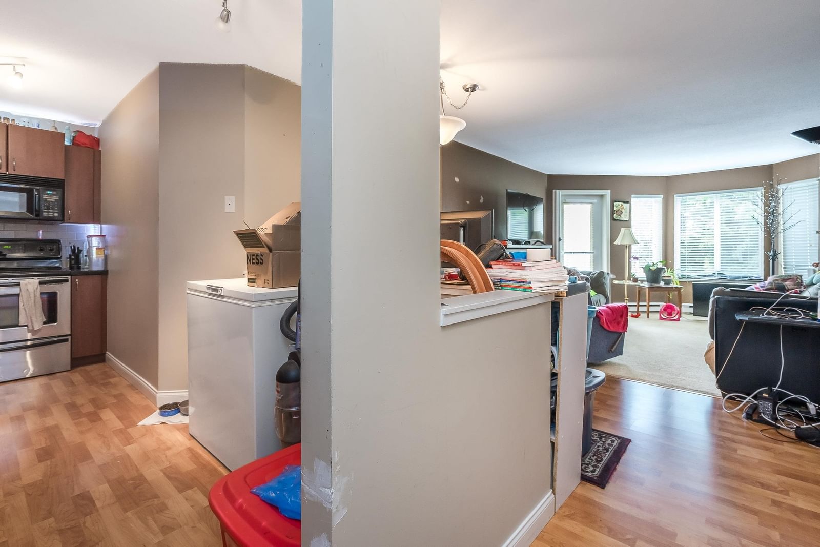 Listing Image 6