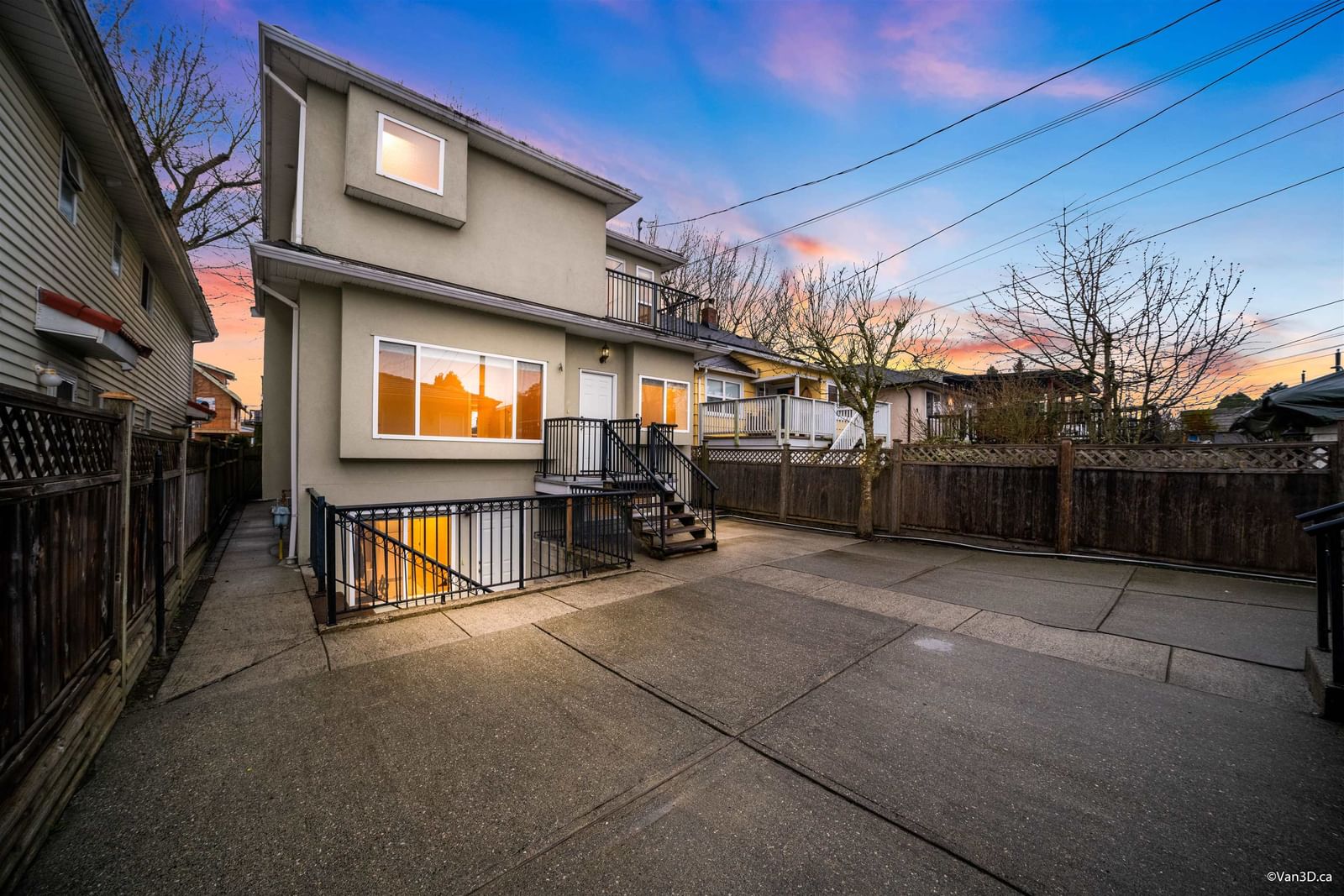 Listing Image 12