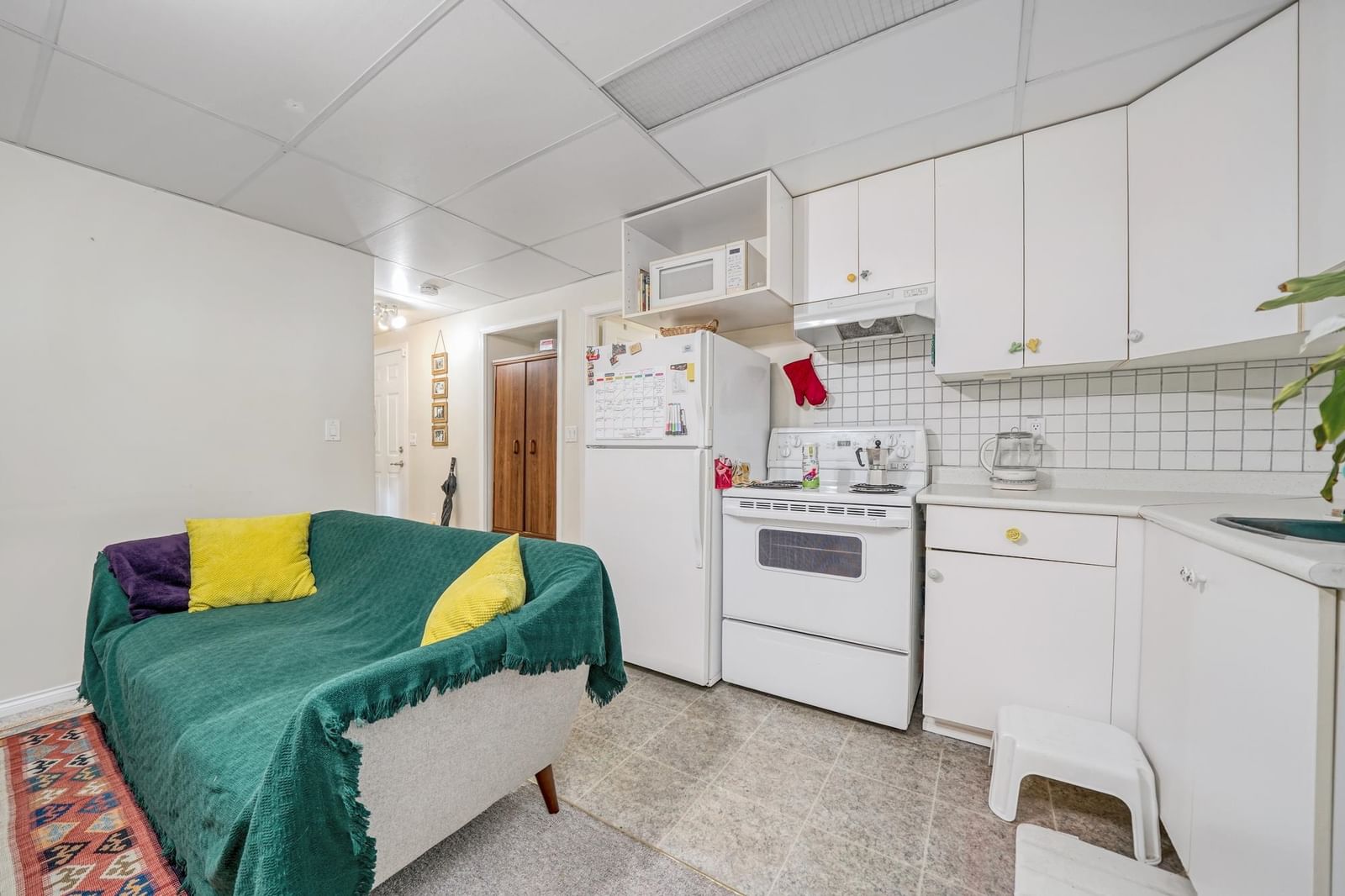 Listing Image 16