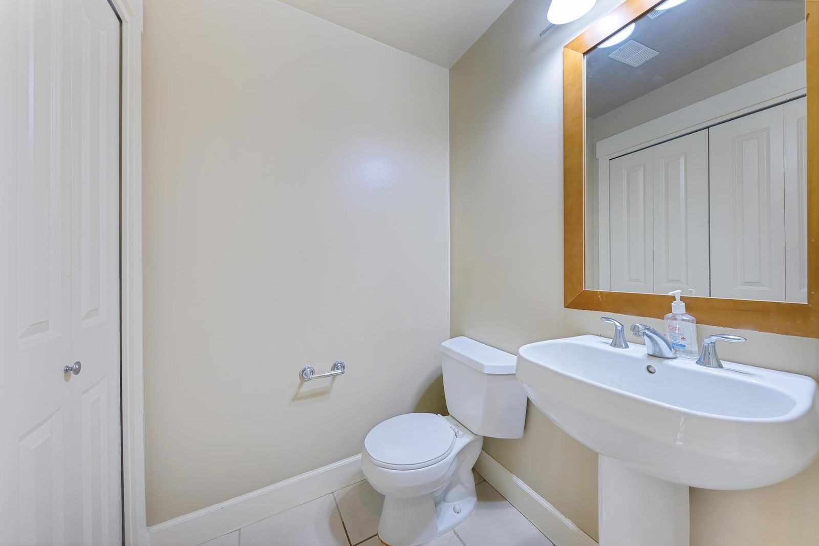 Listing Image 20