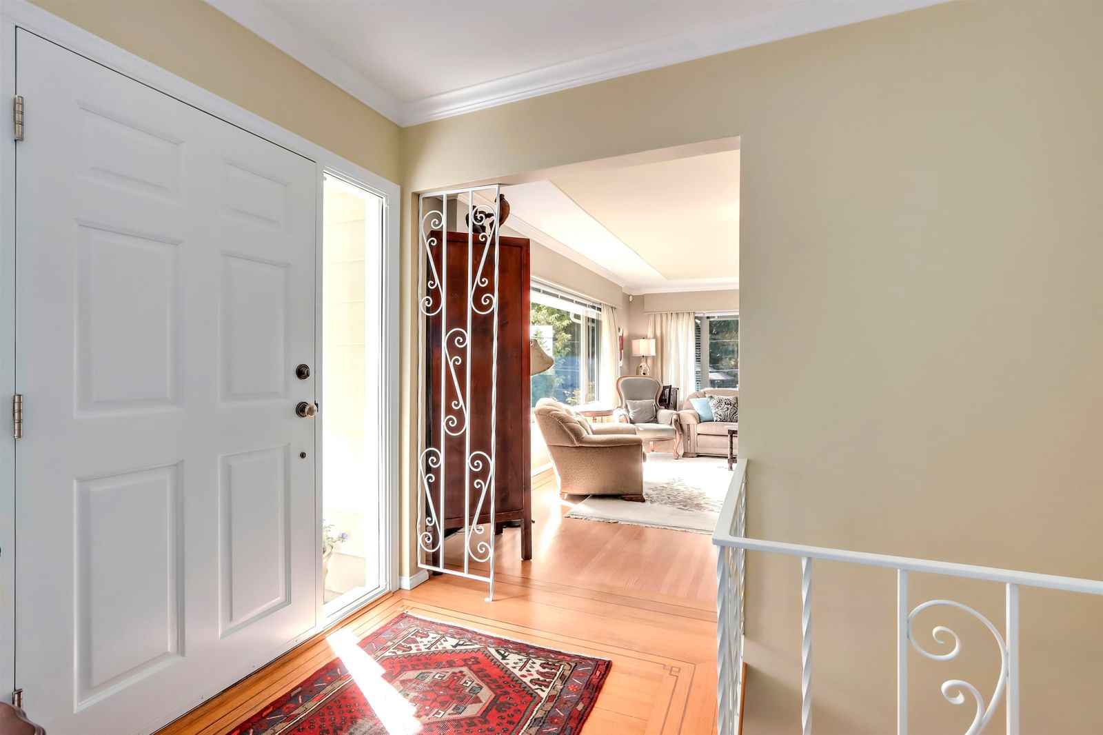 Listing Image 5