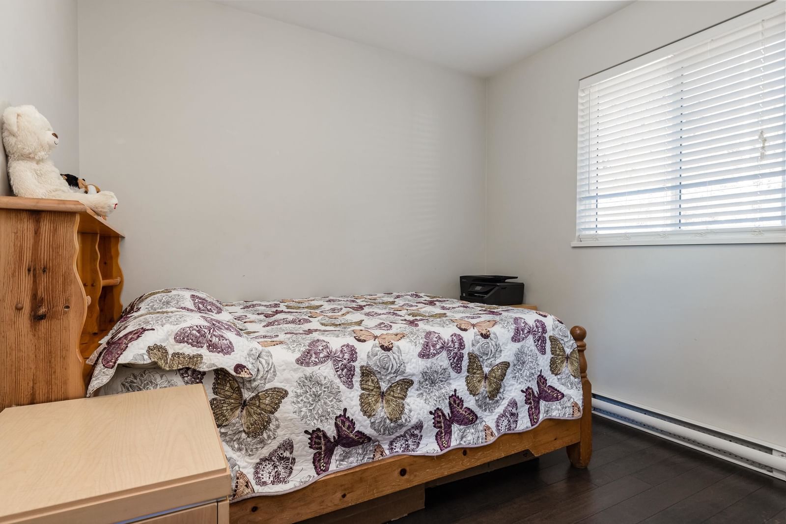 Listing Image 16