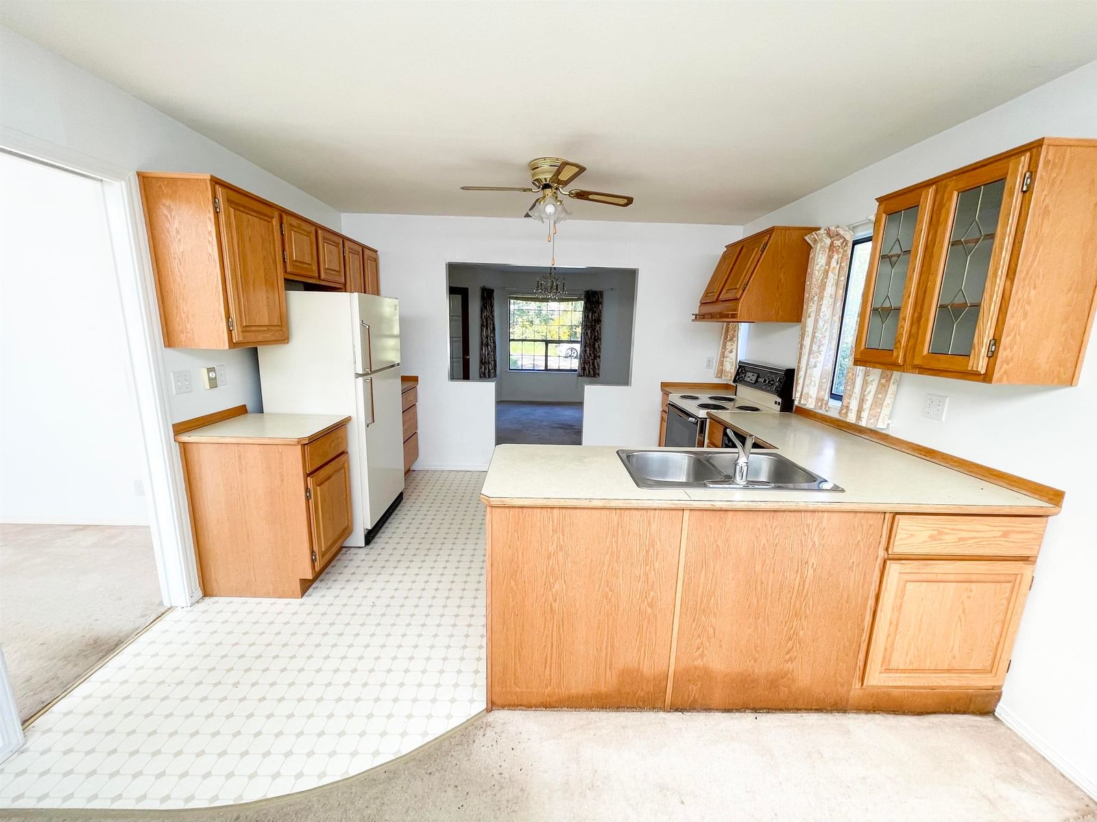 Listing Image 15