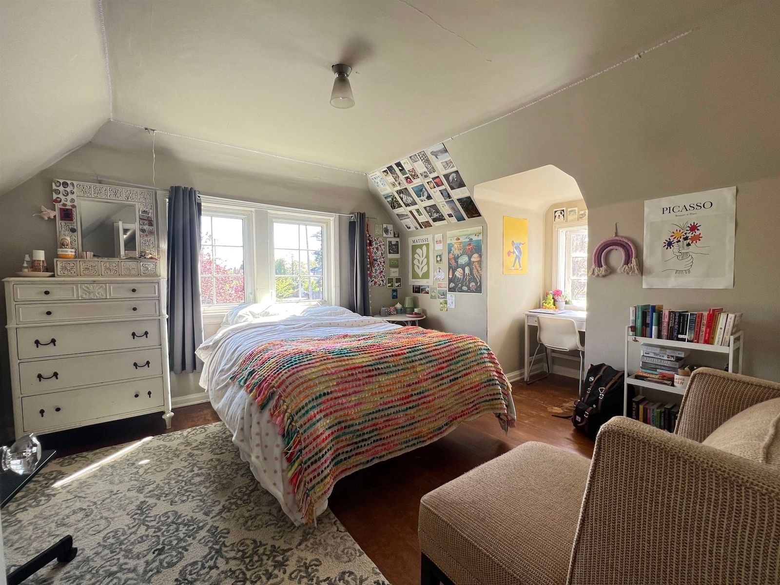 Listing Image 12
