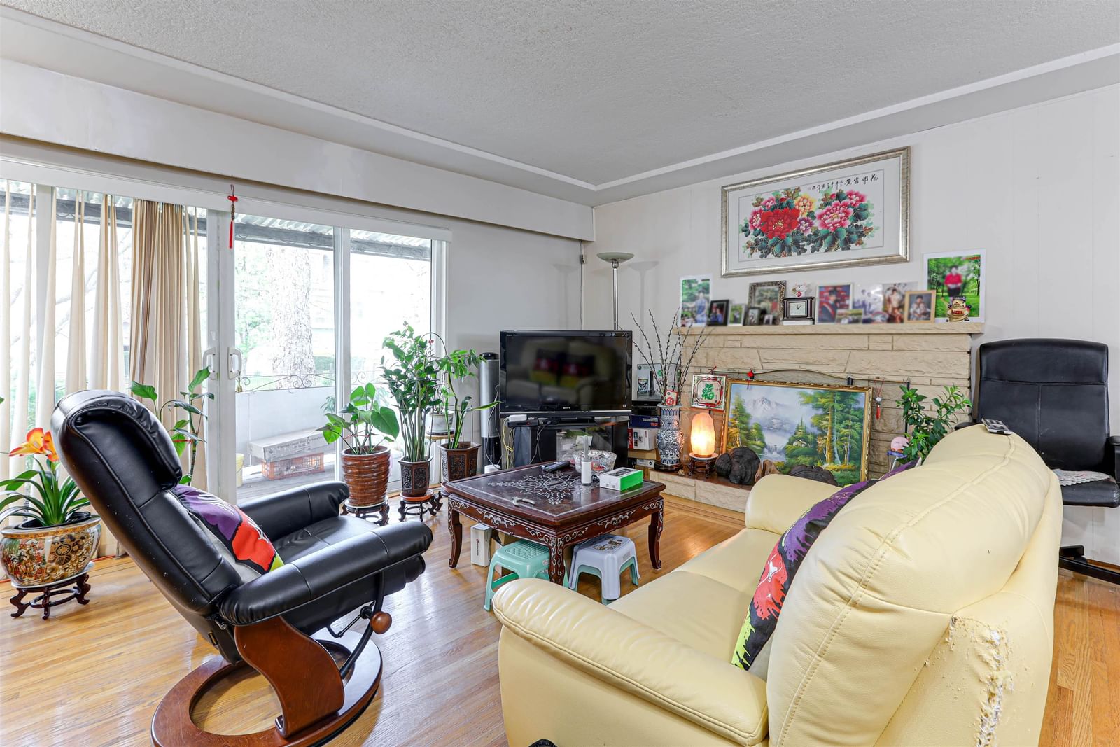 Listing Image 9