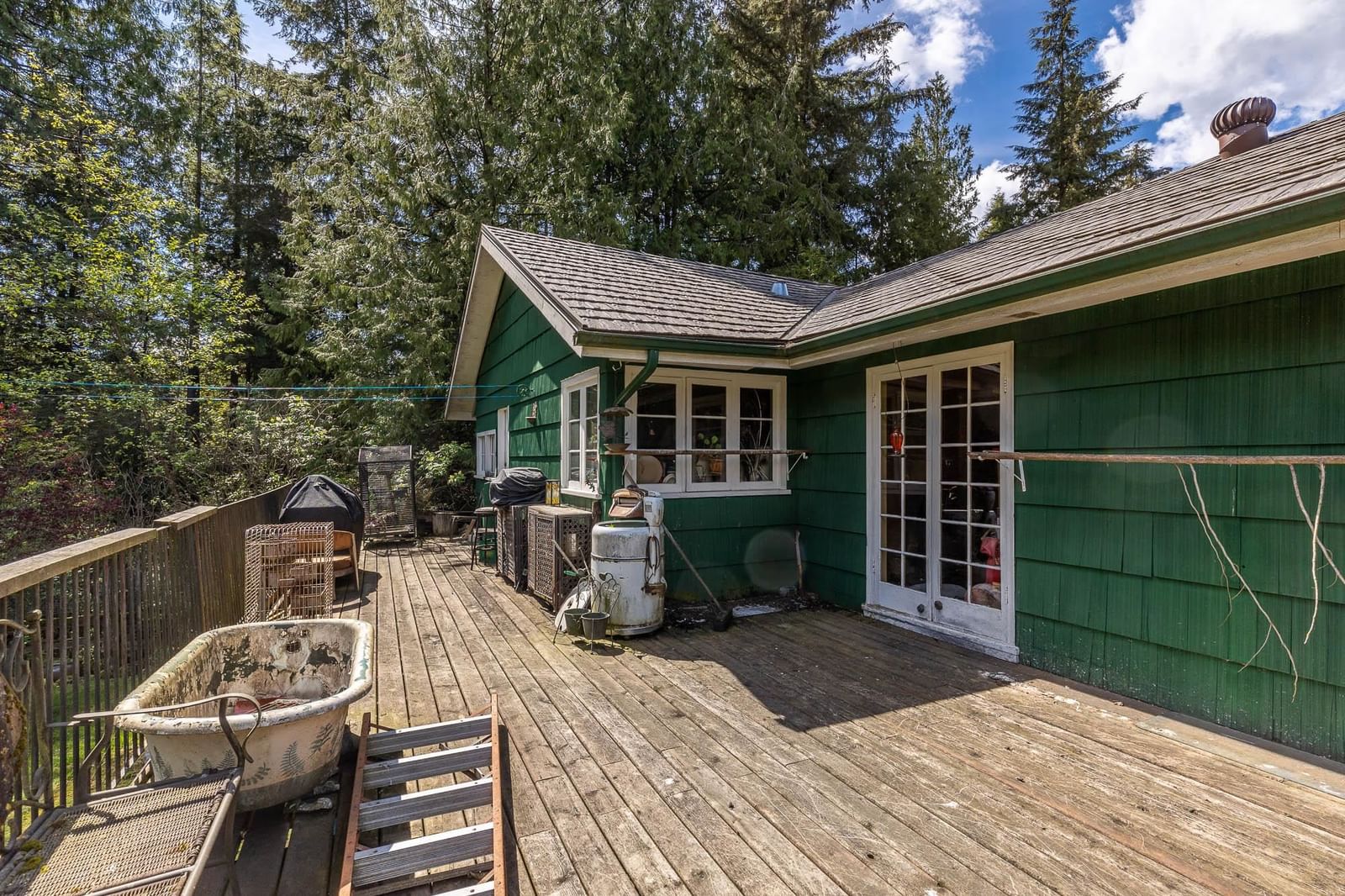 Listing Image 12