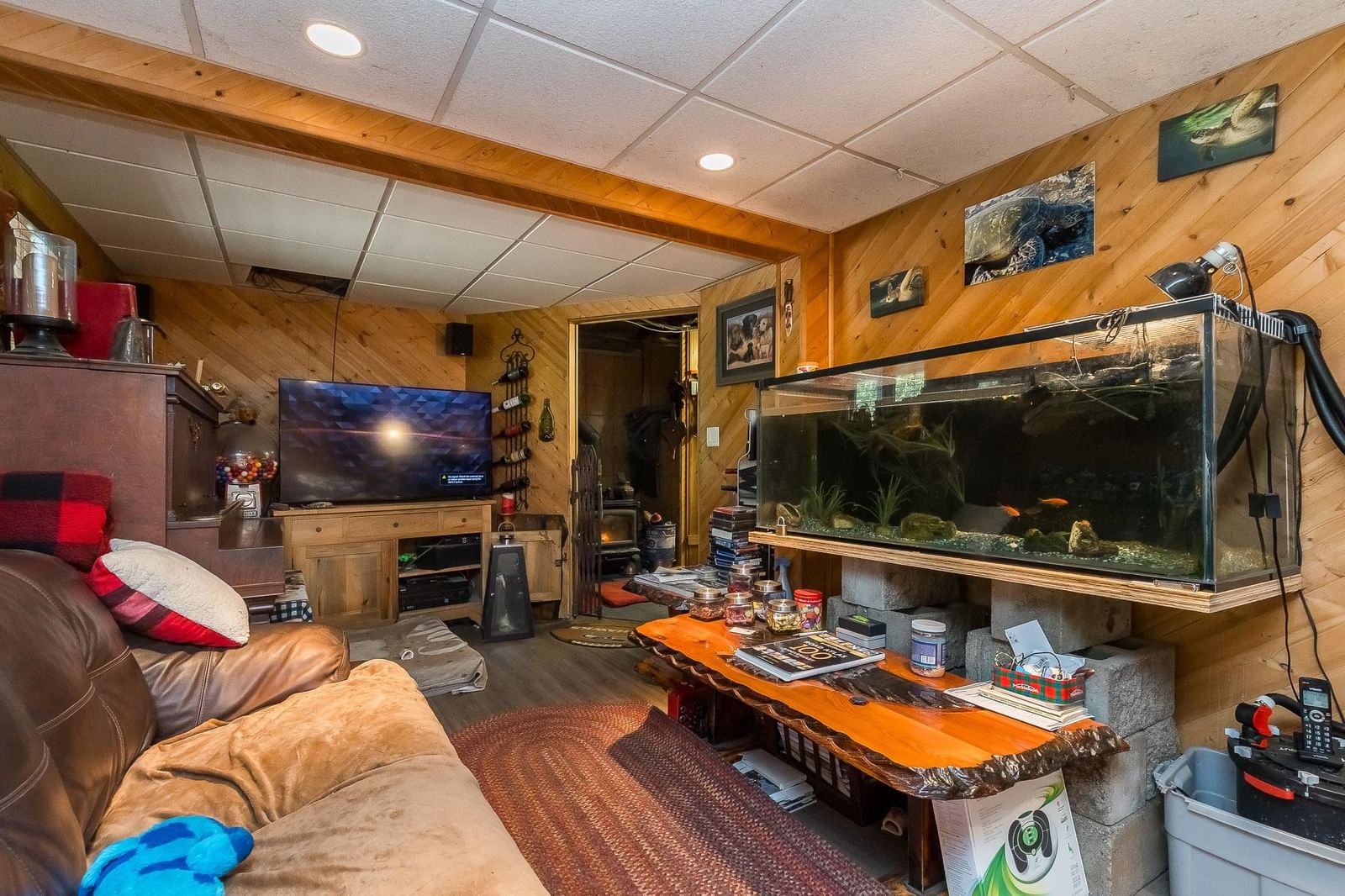 Listing Image 9