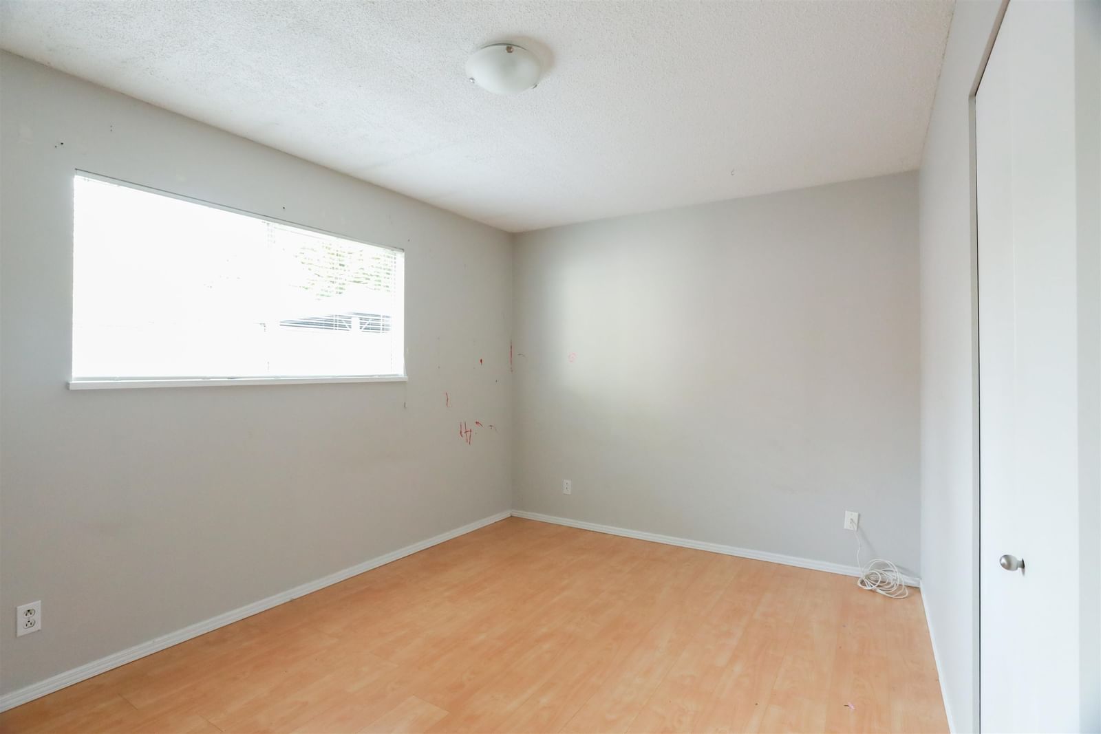 Listing Image 26