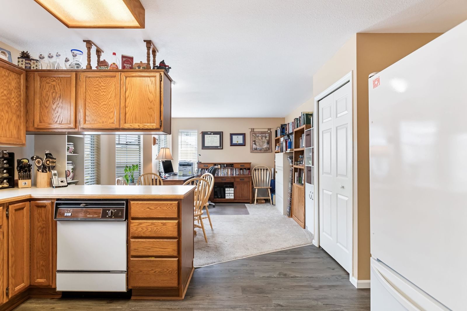 Listing Image 13