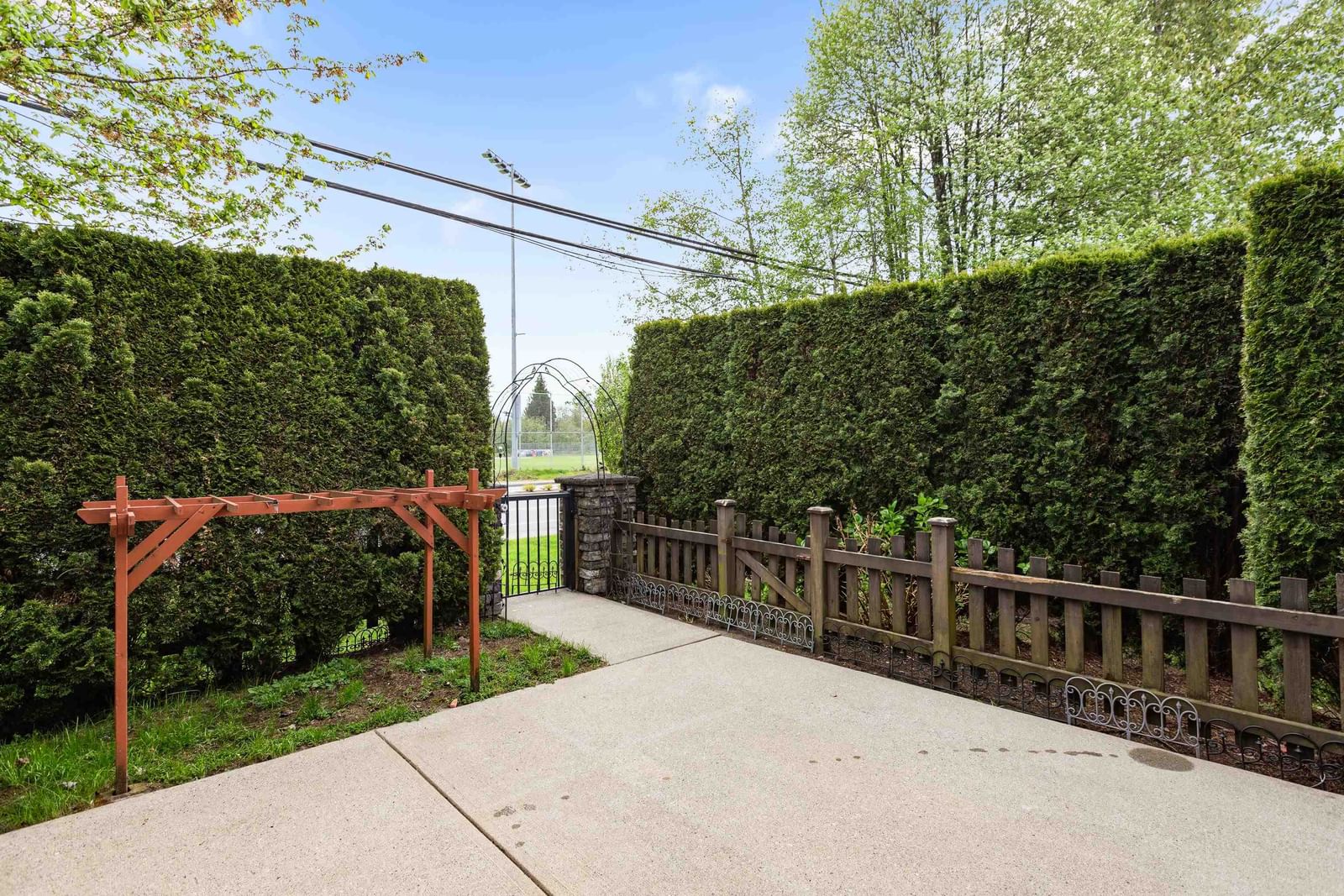 Listing Image 21