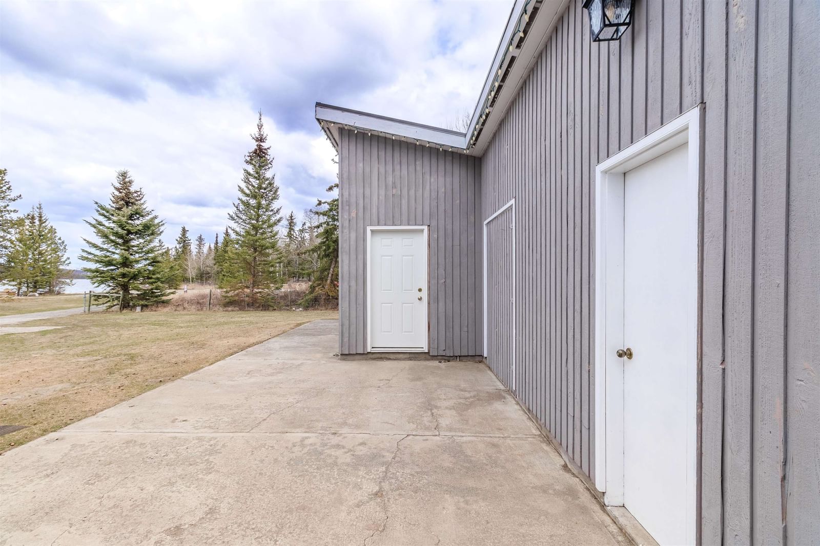Listing Image 32