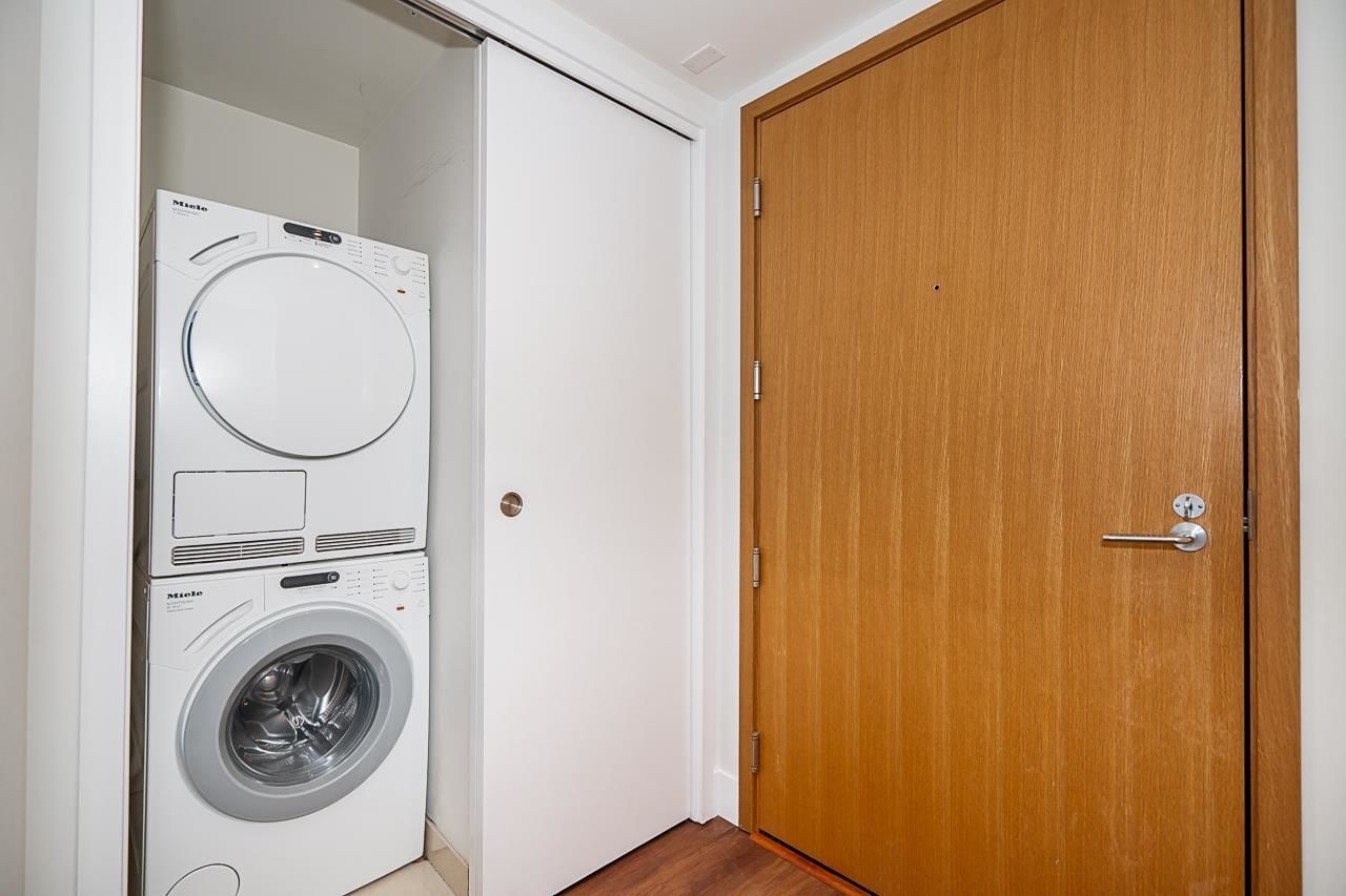 Listing Image 17