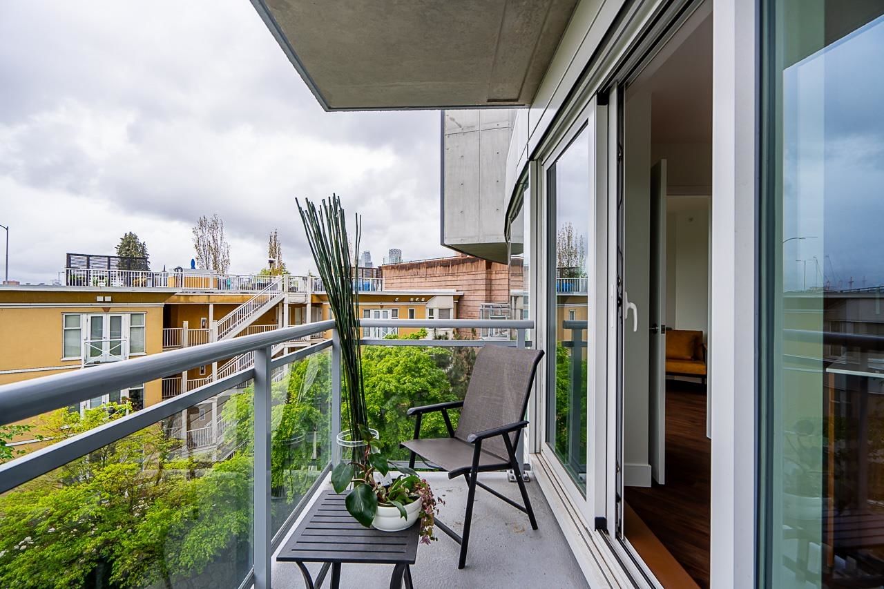 Listing Image 19