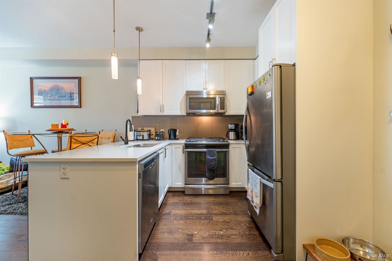 Listing Image 19