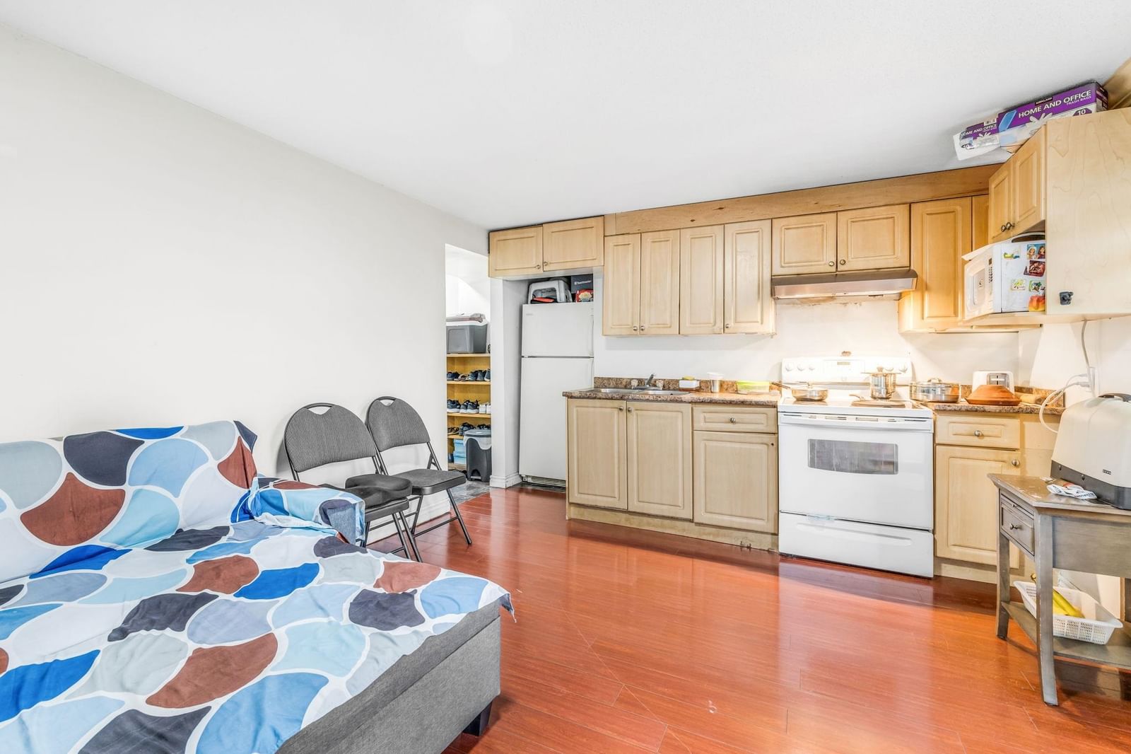 Listing Image 17