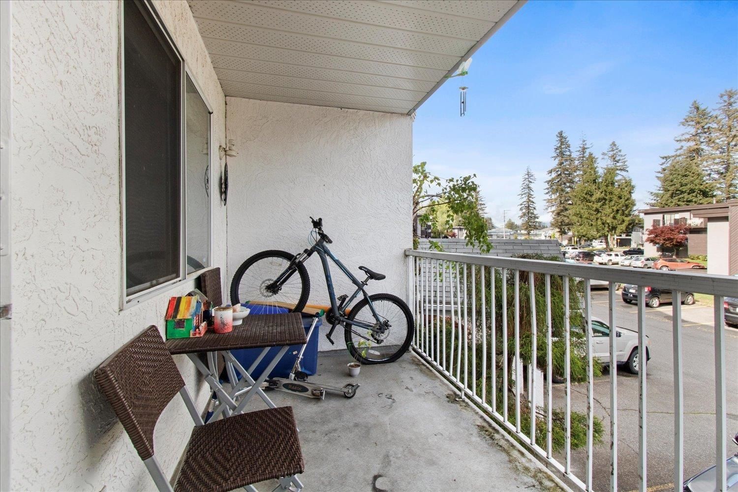 Listing Image 23