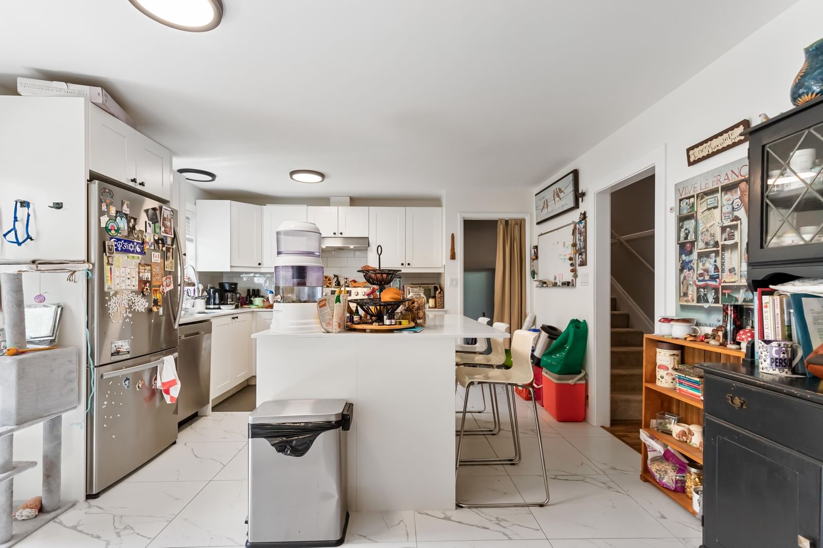 Listing Image 14