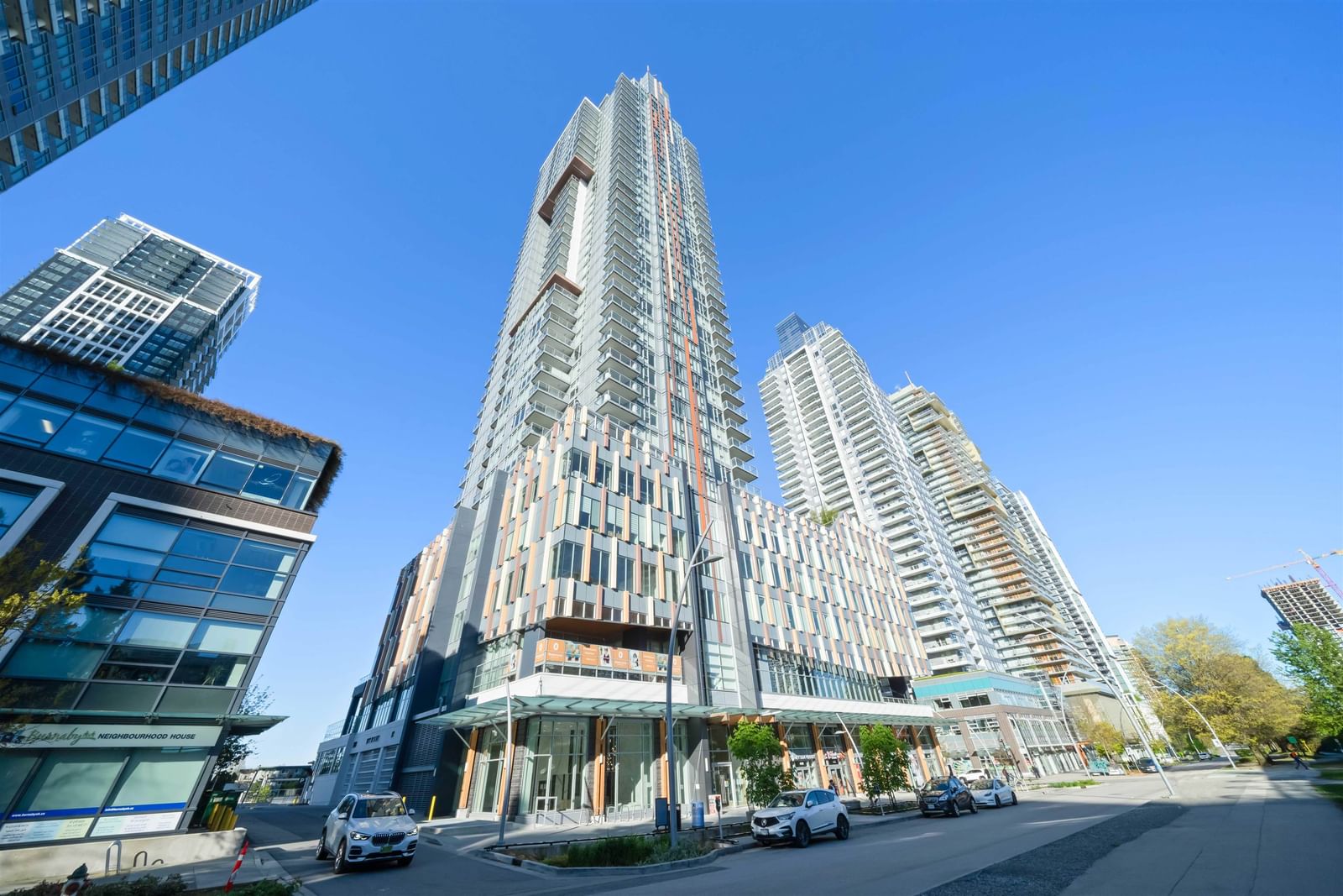Listing Image 1