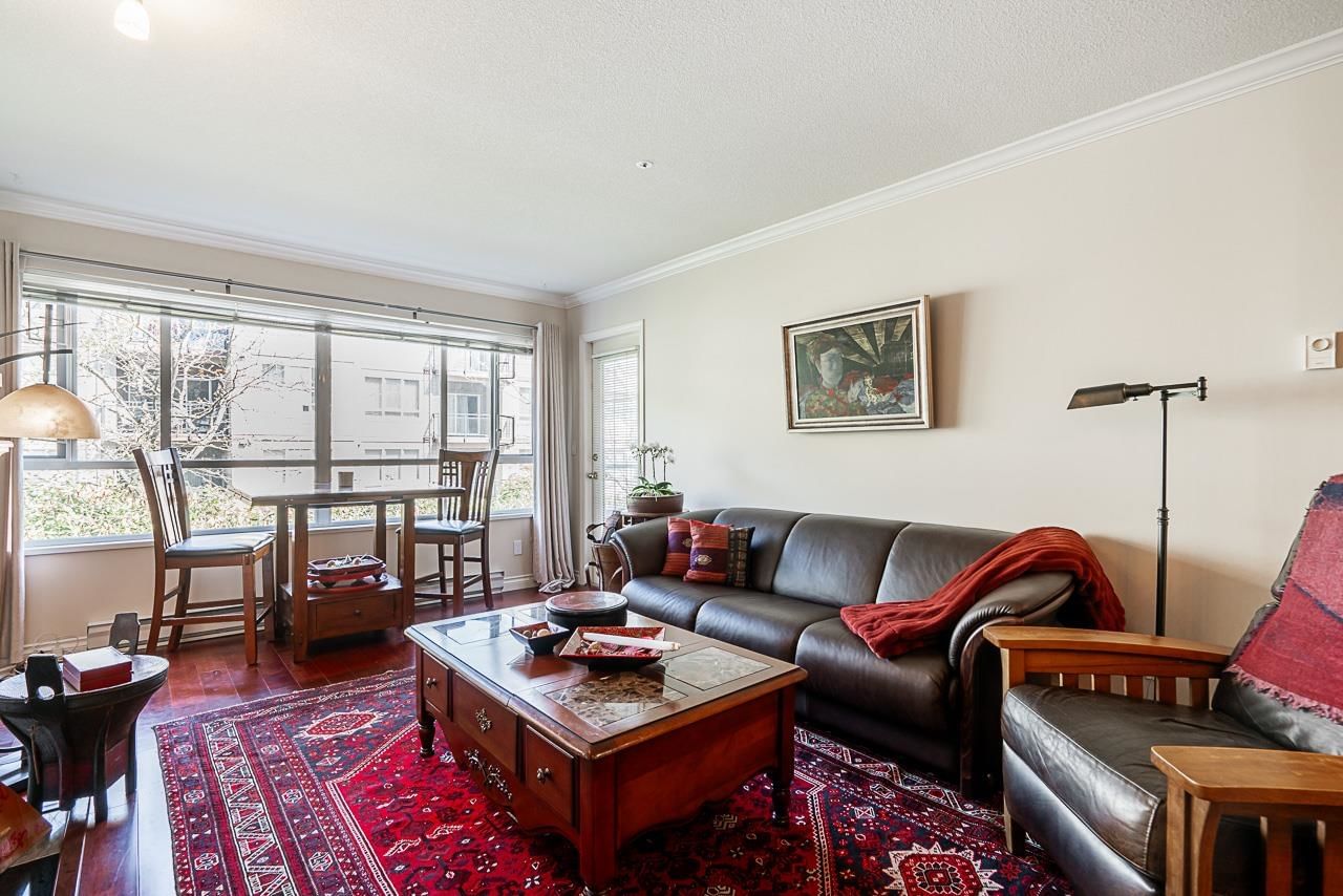 Listing Image 8