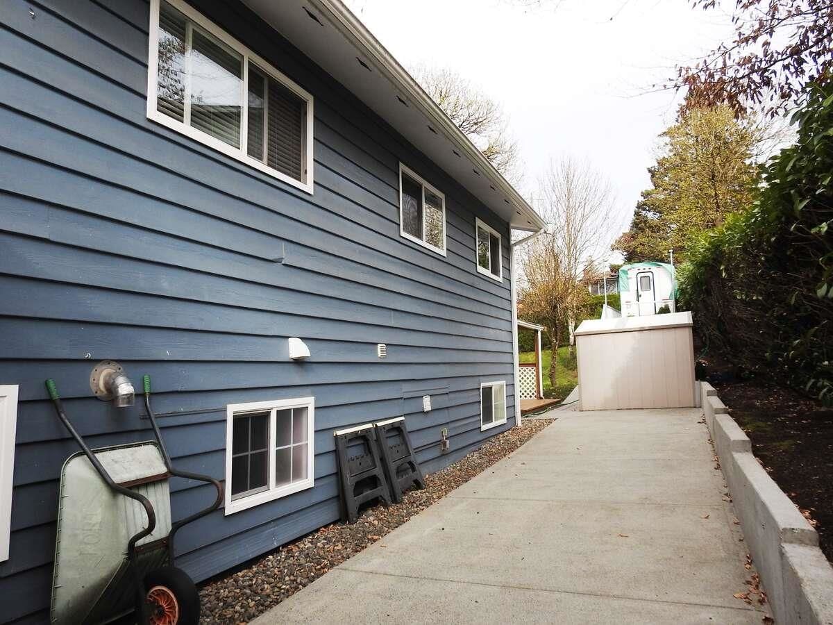 Listing Image 34