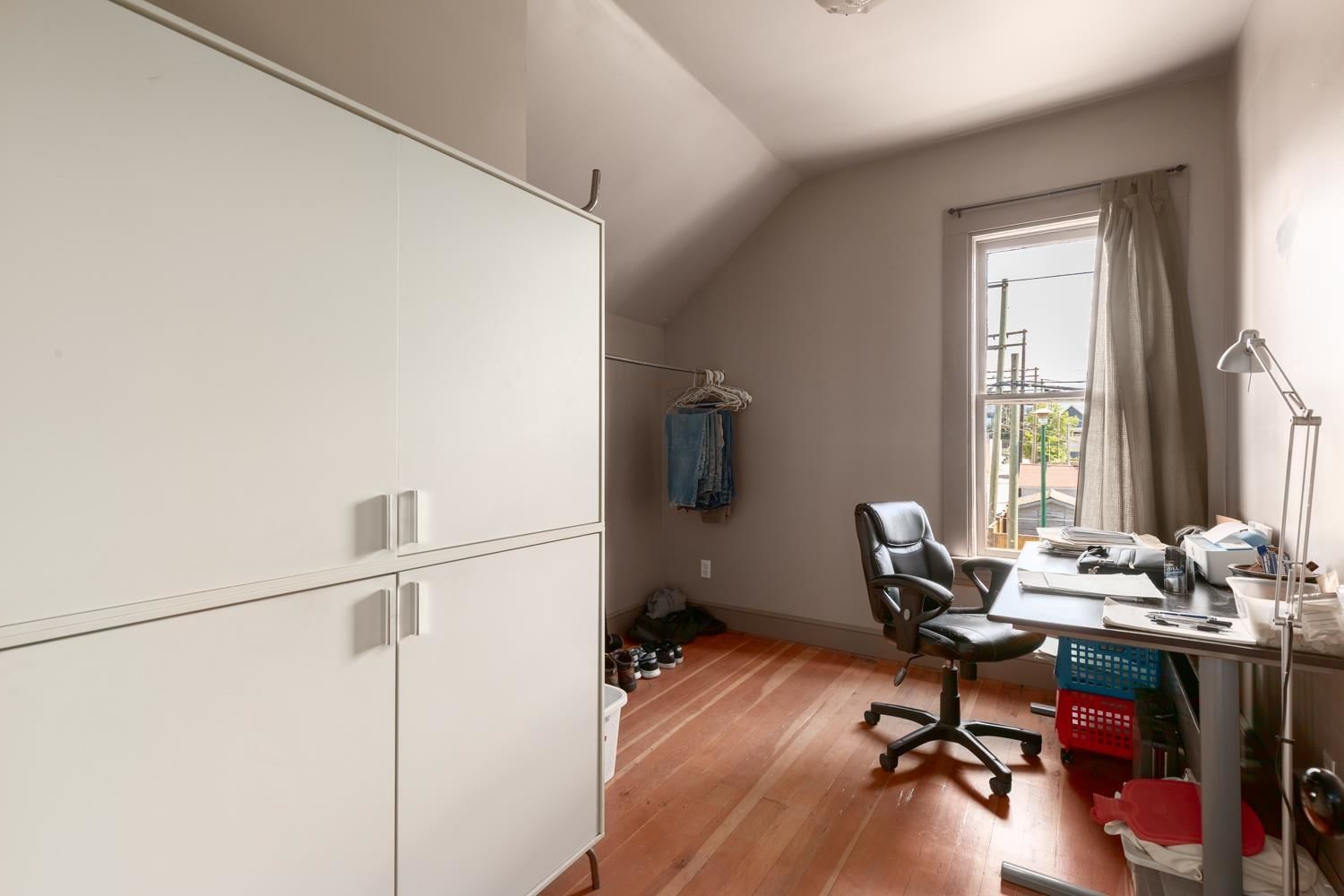 Listing Image 20