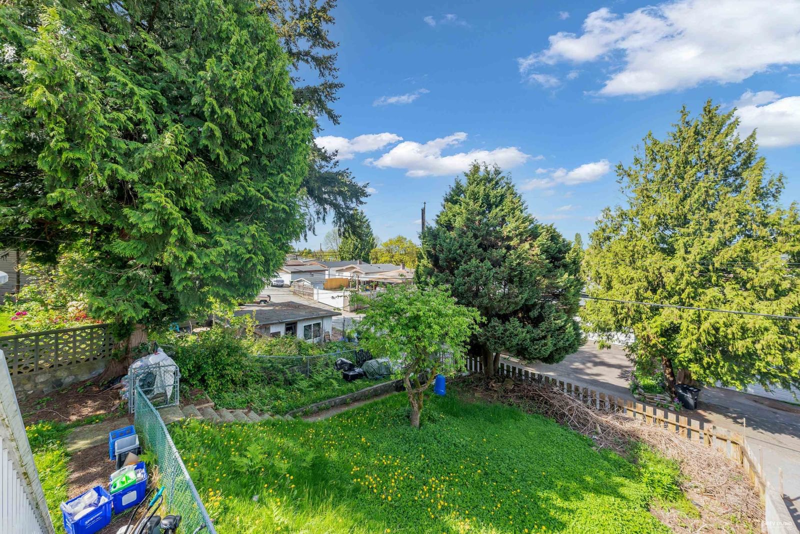 Listing Image 11