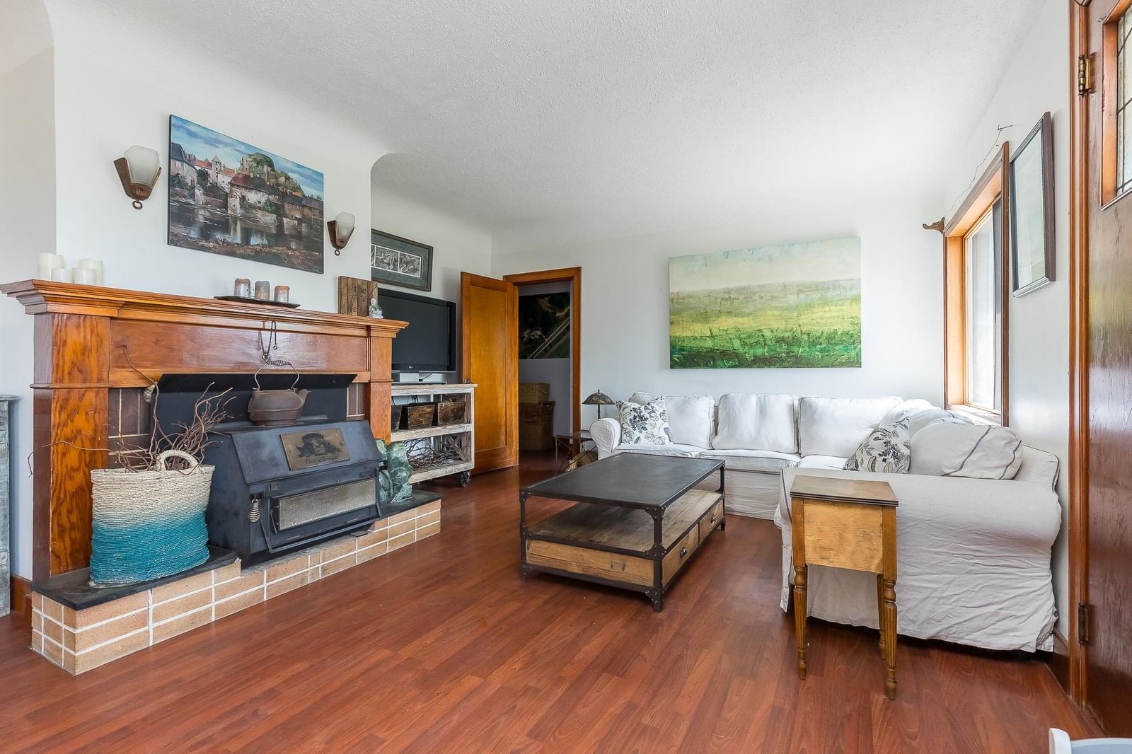 Listing Image 12
