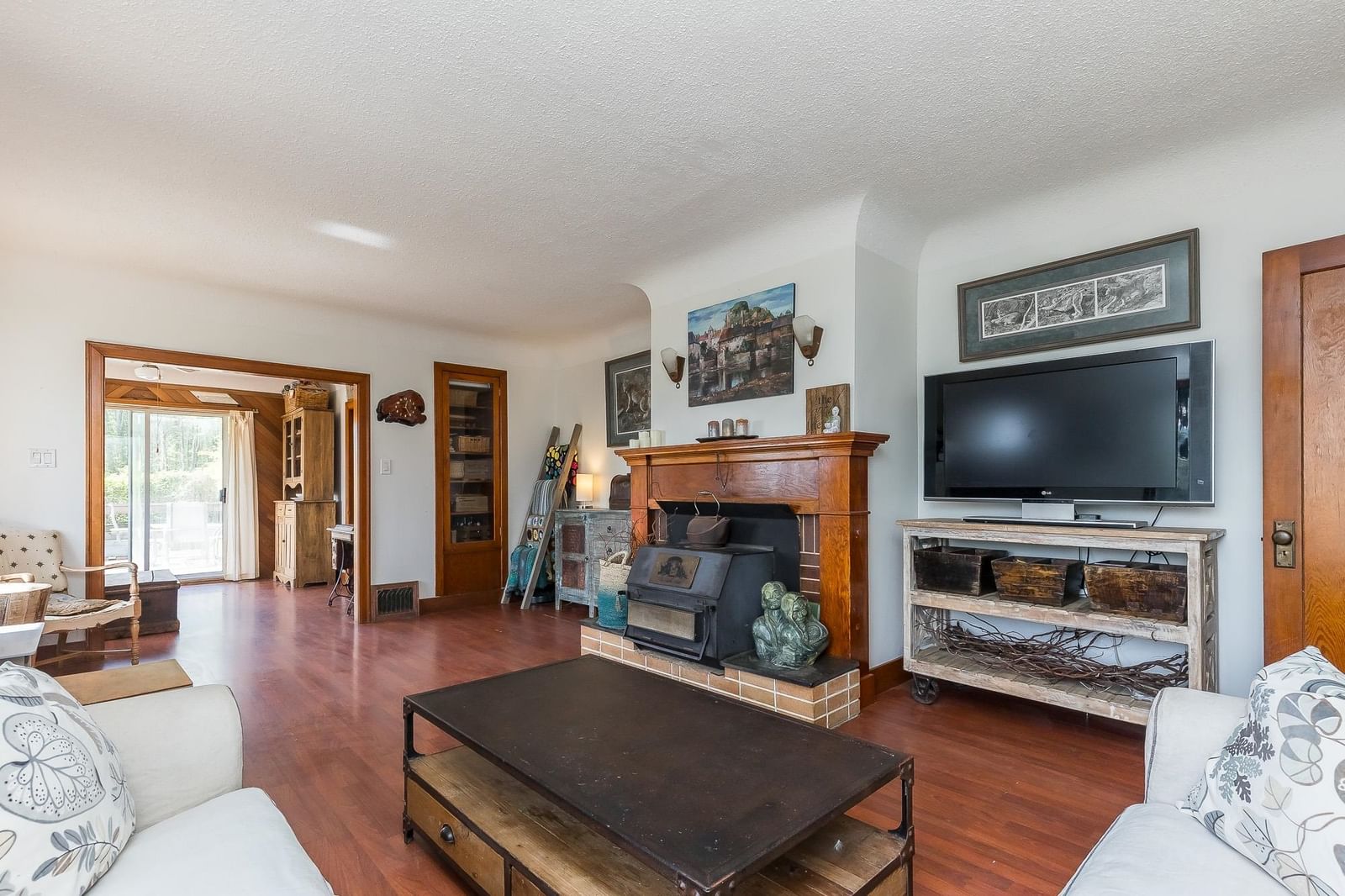 Listing Image 17