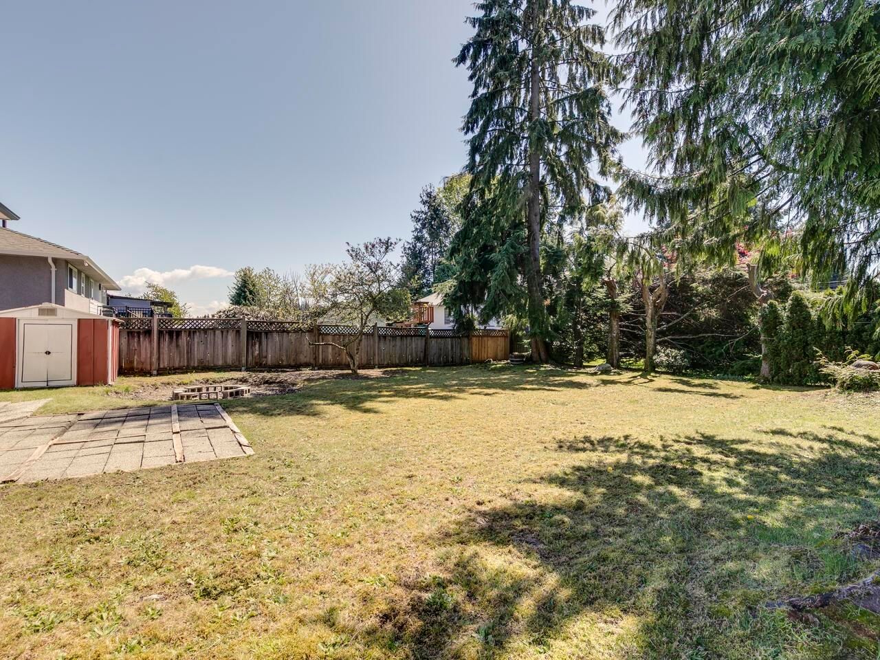 Listing Image 5