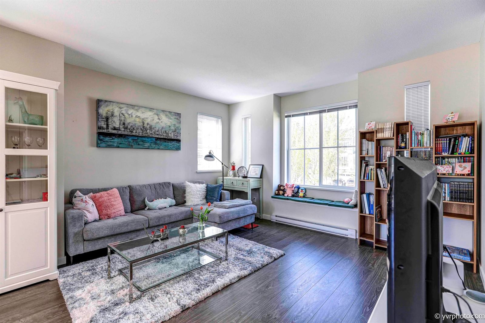 Listing Image 11