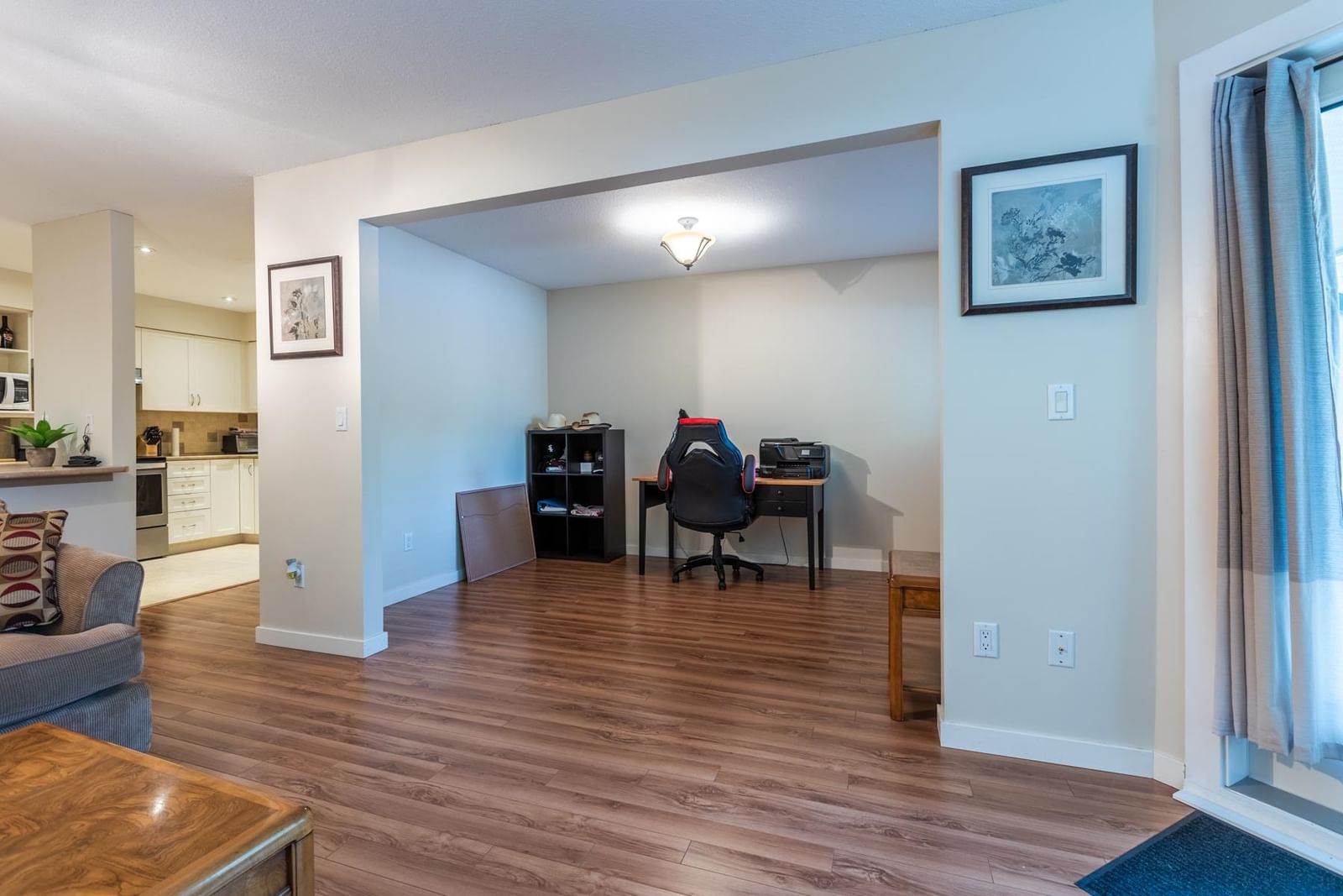 Listing Image 19